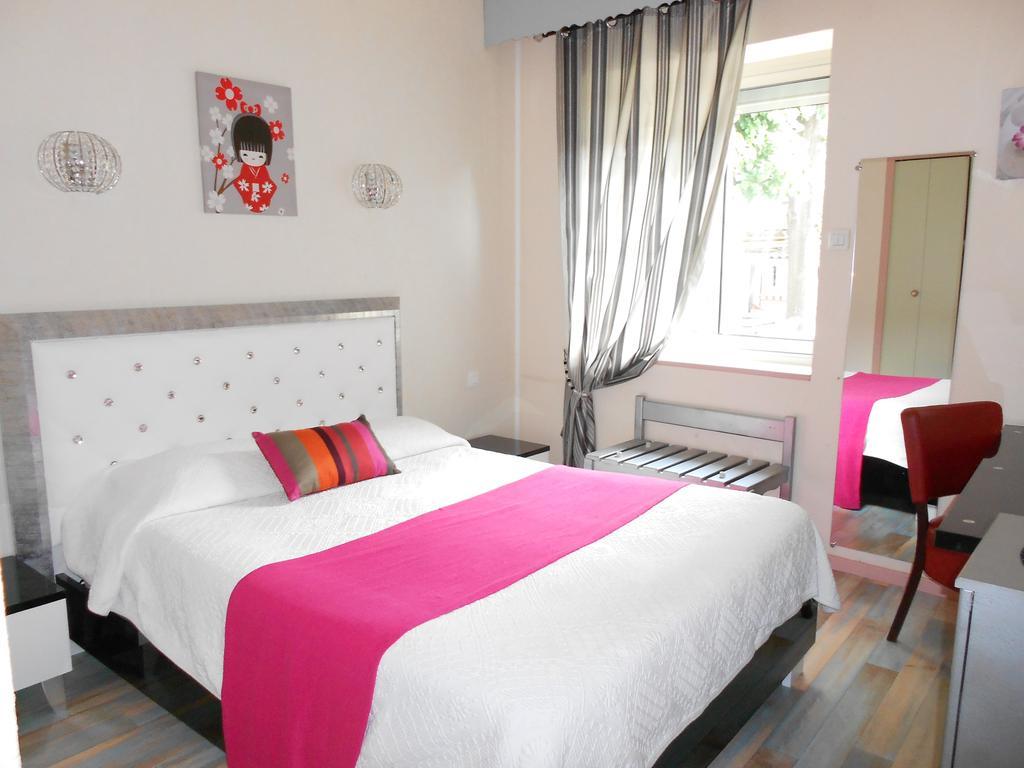 Logis Hotel Restaurant Residence Nissan-lez-Enserune Kamer foto